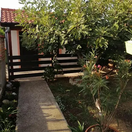 In Privlaka With Sea View, Terrace, Air Conditioning, Wifi 3591-3 Privlaka (Zadar)