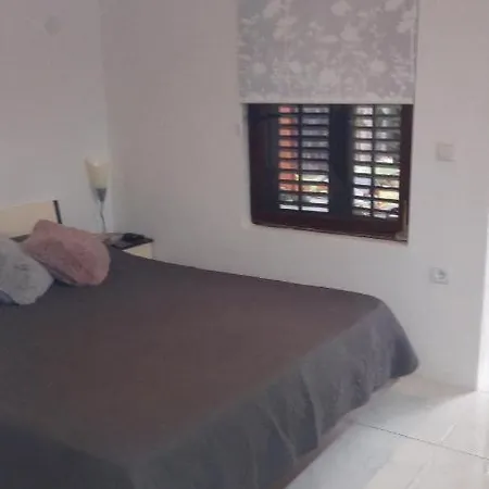 Apartment In Privlaka With Sea View, Terrace, Air Conditioning, Wifi 3591-3