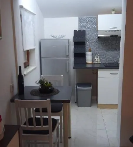 아파트 In With Sea View, Terrace, Air Conditioning, Wifi 3591-3 *