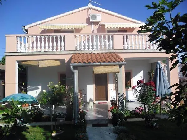 In With Sea View, Terrace, Air Conditioning, Wifi 3591-3 아파트 프리블라카