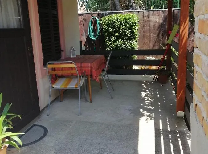 아파트 In With Sea View, Terrace, Air Conditioning, Wifi 3591-3 *