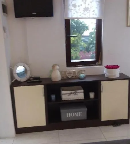 In With Sea View, Terrace, Air Conditioning, Wifi 3591-3 아파트 프리블라카